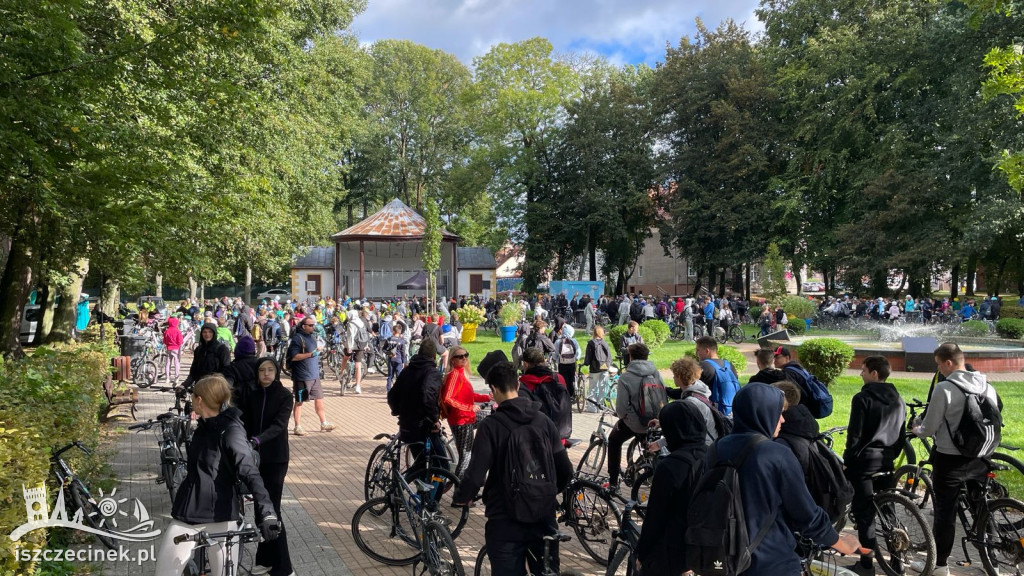 Dookoła Trzesiecka na rowerach. Tak Szczecinek świętował dzień bez samochodu.