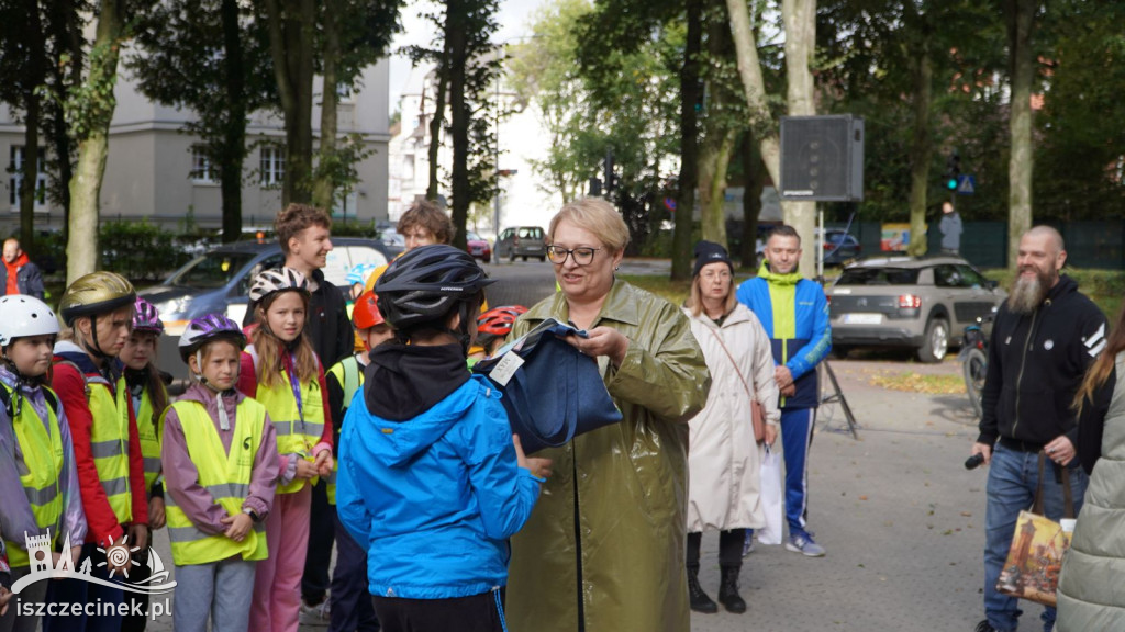 Dookoła Trzesiecka na rowerach. Tak Szczecinek świętował dzień bez samochodu.