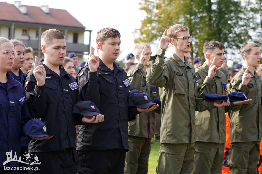 Ślubowanie klas mundurowych w Białym Borze - kadet to zaszczyt!