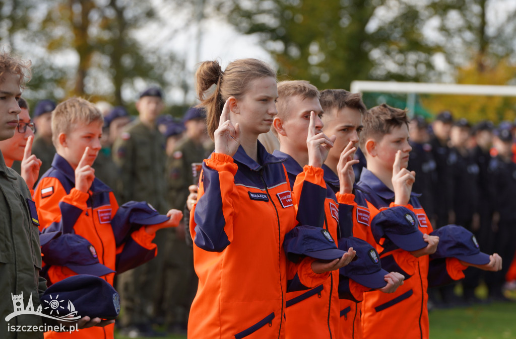 Ślubowanie klas mundurowych w Białym Borze - kadet to zaszczyt!