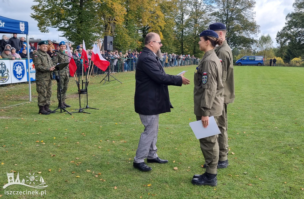 Ślubowanie klas mundurowych w Białym Borze - kadet to zaszczyt!