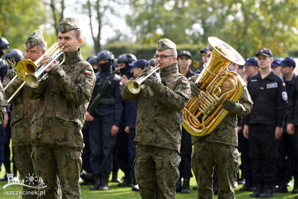 Ślubowanie klas mundurowych w Białym Borze - kadet to zaszczyt!