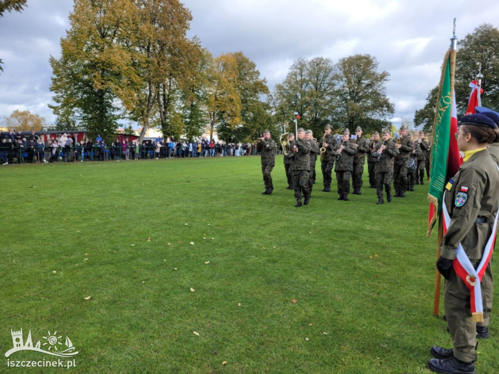 Ślubowanie klas mundurowych w Białym Borze - kadet to zaszczyt!