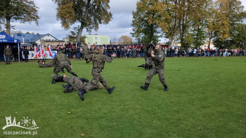 Ślubowanie klas mundurowych w Białym Borze - kadet to zaszczyt!