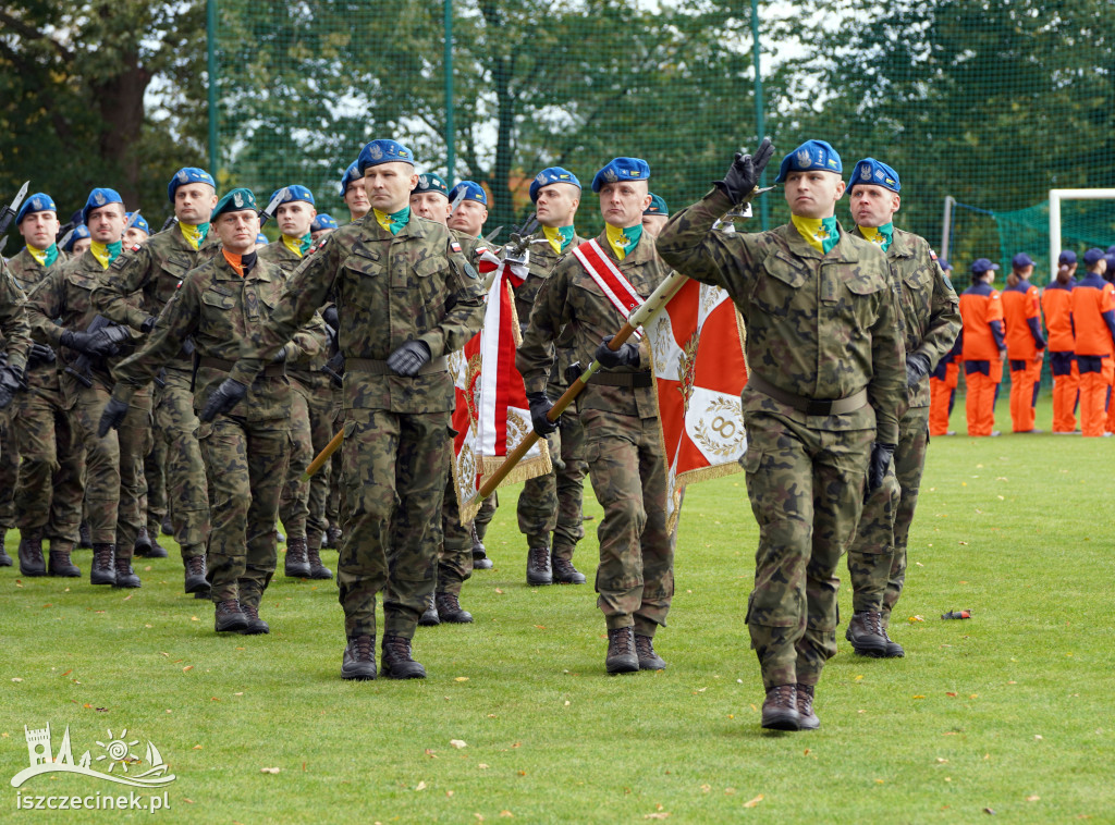 Ślubowanie klas mundurowych w Białym Borze - kadet to zaszczyt!