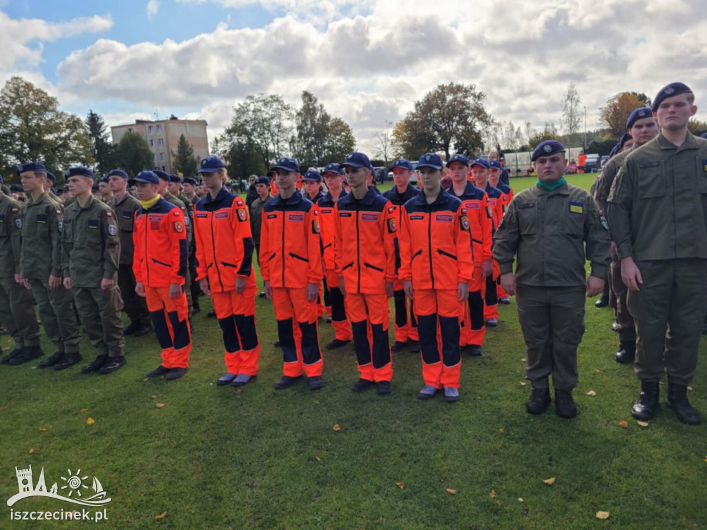 Ślubowanie klas mundurowych w Białym Borze - kadet to zaszczyt!