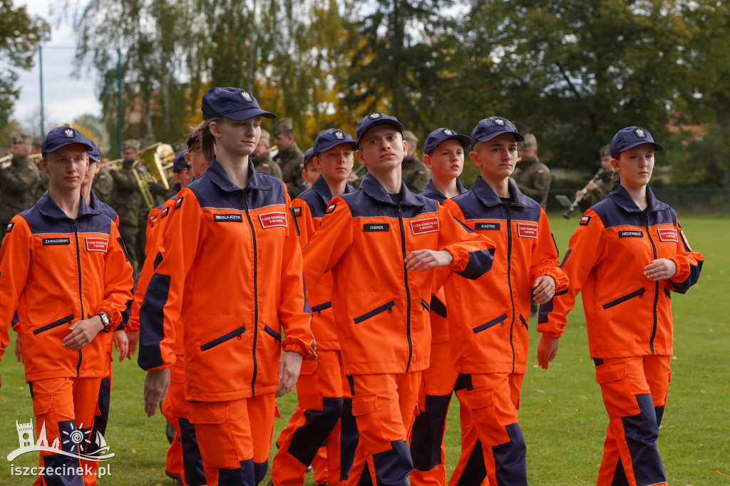 Ślubowanie klas mundurowych w Białym Borze - kadet to zaszczyt!