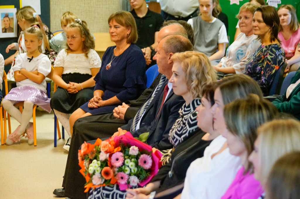 Gminny Dzień Edukacji Narodowej w Parsęcku – humor i wdzięczność