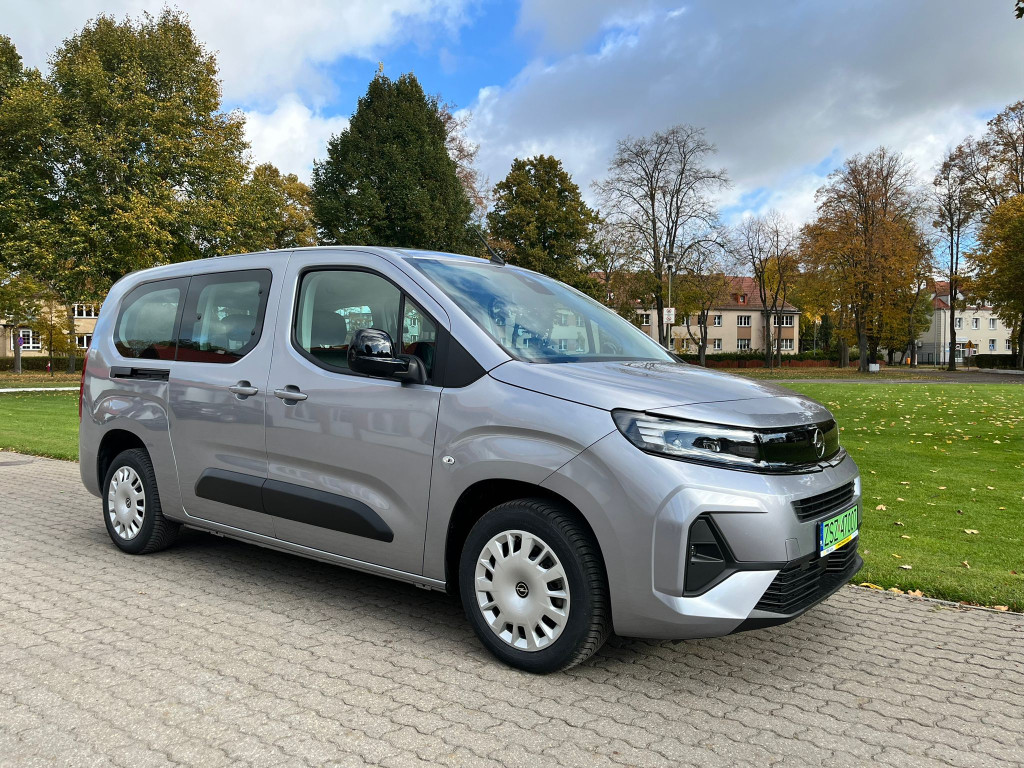 Szczecinek zakupił elektrycznego Opel Combo dla urzędników