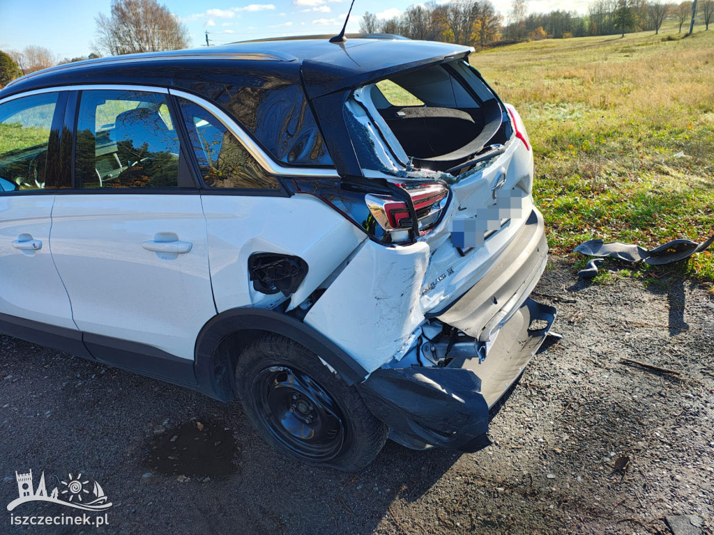 Kolizja Suzuki z Oplem na DK 11 w gminie Szczecinek – auta uszkodzone, brak poszkodowanych