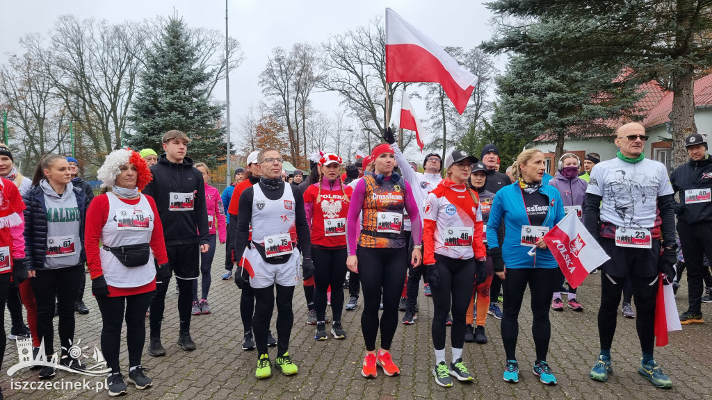 I Cross Niepodległości w Szczecinku przyciągnął biegaczy świętujących Dzień Niepodległości.