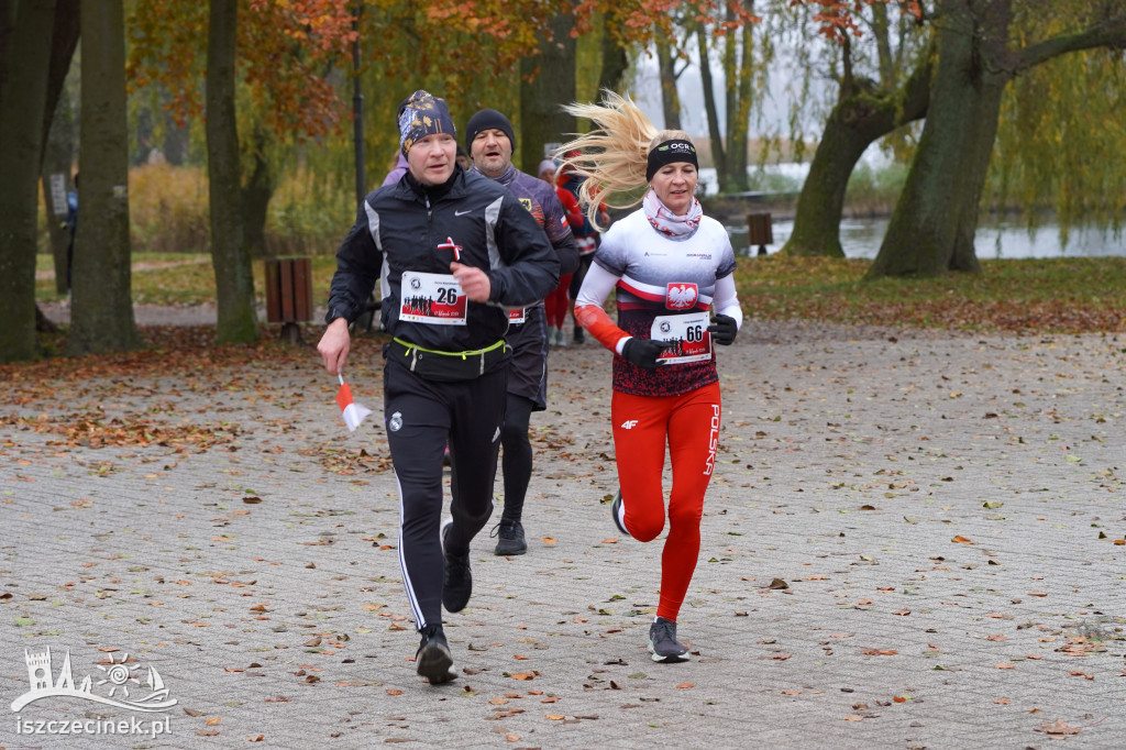 I Cross Niepodległości w Szczecinku przyciągnął biegaczy świętujących Dzień Niepodległości.