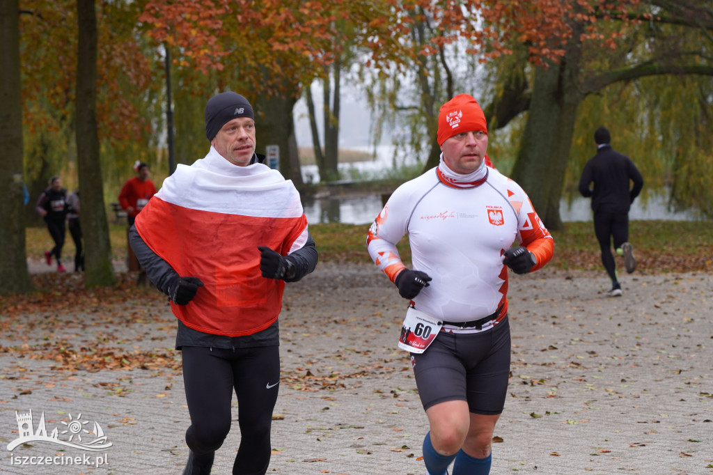 I Cross Niepodległości w Szczecinku przyciągnął biegaczy świętujących Dzień Niepodległości.