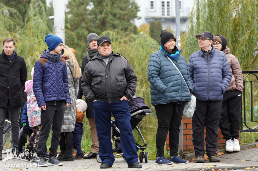 Szczecinek świętował 106. rocznicę niepodległości. Msza, marsz, przemówienie burmistrza i śpiew pieśni patriotycznych