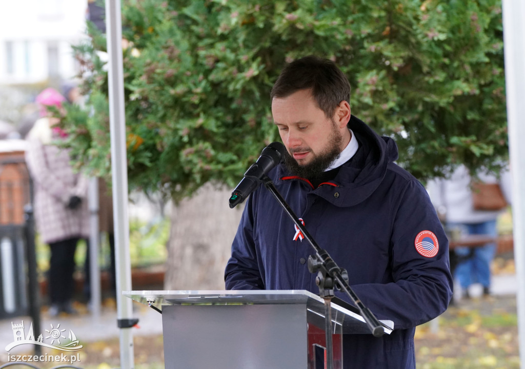 Szczecinek świętował 106. rocznicę niepodległości. Msza, marsz, przemówienie burmistrza i śpiew pieśni patriotycznych