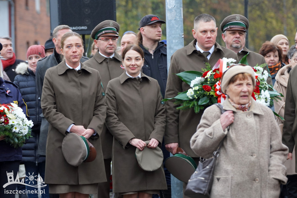 Szczecinek świętował 106. rocznicę niepodległości. Msza, marsz, przemówienie burmistrza i śpiew pieśni patriotycznych