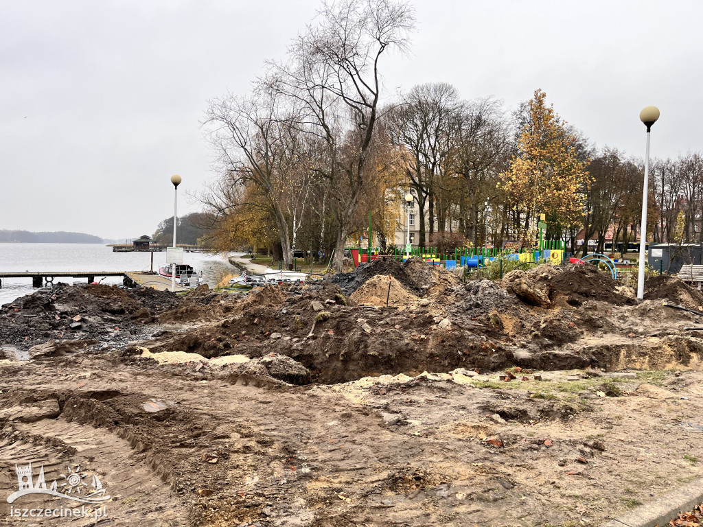 Rozkopane Centrum Edukacji Ekologicznej. Wiercą po darmowe ciepło