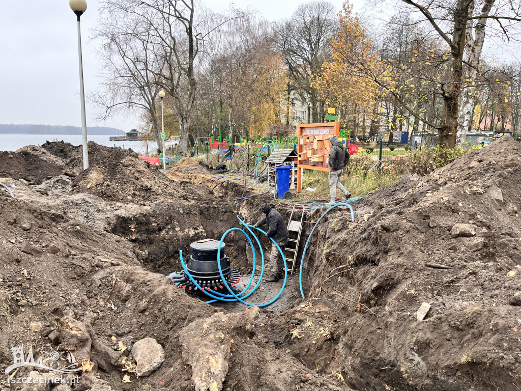 Rozkopane Centrum Edukacji Ekologicznej. Wiercą po darmowe ciepło