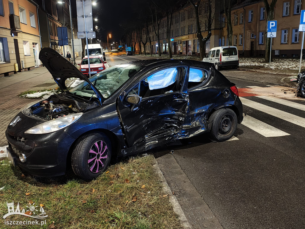 Wypadek na Warcisława IV w Szczecinku! Co wydarzyło się w sobotni wieczór?