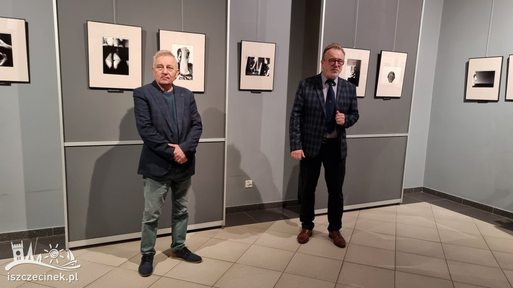 Fotografie Beksińskiego w Muzeum Regionalnym w Szczecinku – 62 unikalne prace pełne tajemnicy i niepokoju.