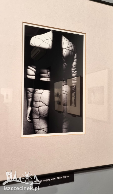 Fotografie Beksińskiego w Muzeum Regionalnym w Szczecinku – 62 unikalne prace pełne tajemnicy i niepokoju.