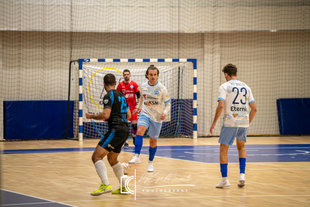 Wielim Szczecinek wygrywa z Koszalinem 4:3 w III lidze futsalu