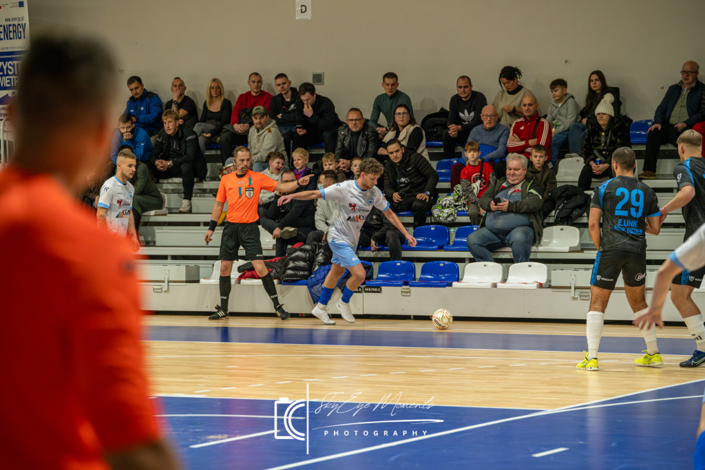 Wielim Szczecinek wygrywa z Koszalinem 4:3 w III lidze futsalu