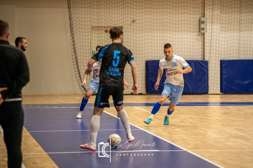 Wielim Szczecinek wygrywa z Koszalinem 4:3 w III lidze futsalu