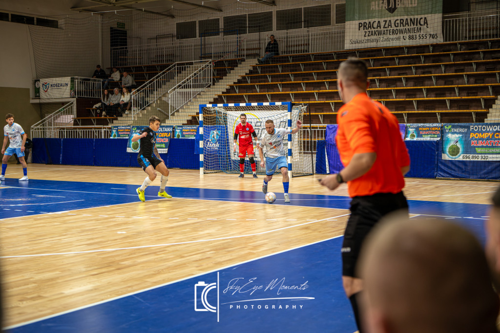 Wielim Szczecinek wygrywa z Koszalinem 4:3 w III lidze futsalu