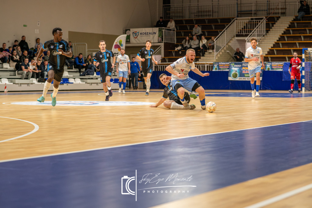 Wielim Szczecinek wygrywa z Koszalinem 4:3 w III lidze futsalu