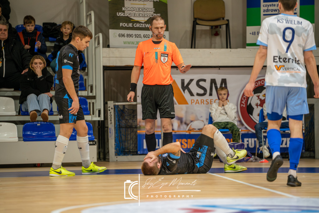 Wielim Szczecinek wygrywa z Koszalinem 4:3 w III lidze futsalu