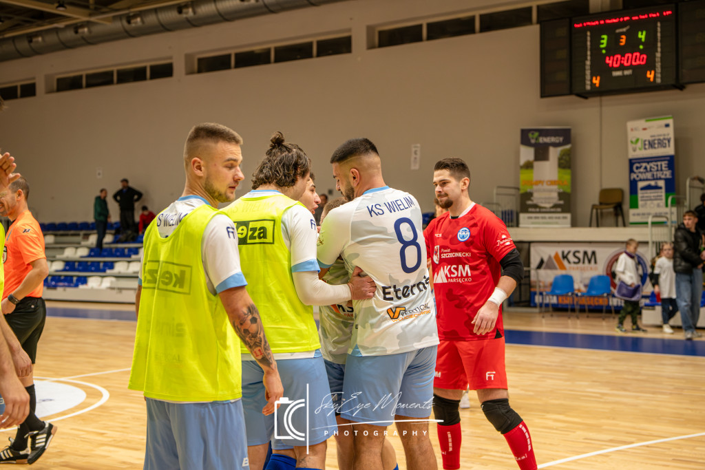 Wielim Szczecinek wygrywa z Koszalinem 4:3 w III lidze futsalu