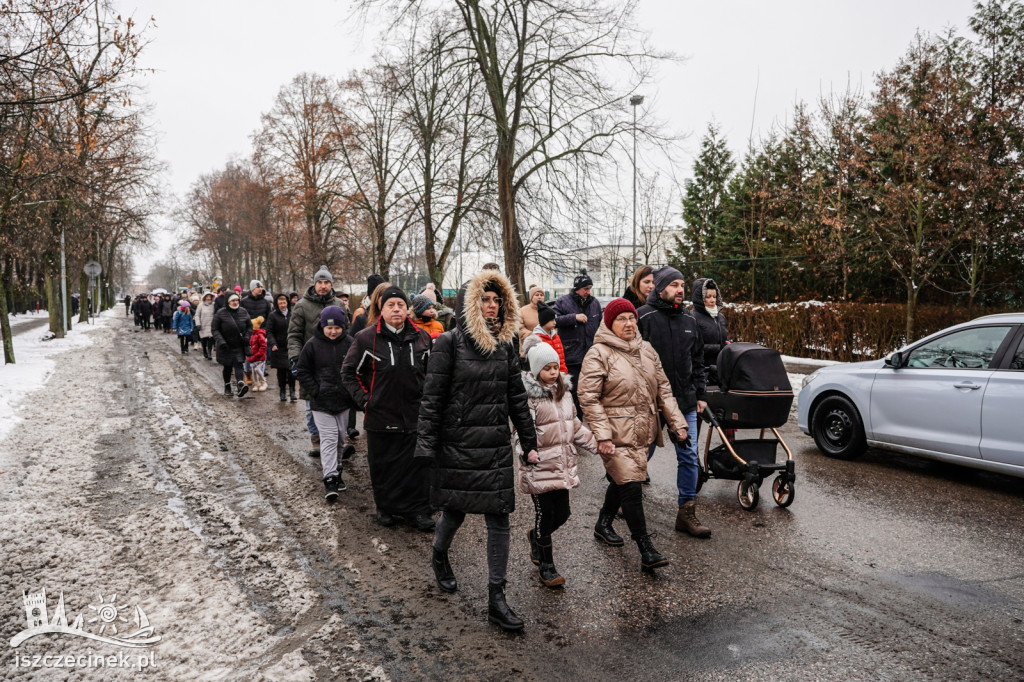 Orszak Trzech Króli przyciągnął tłumy w Szczecinku