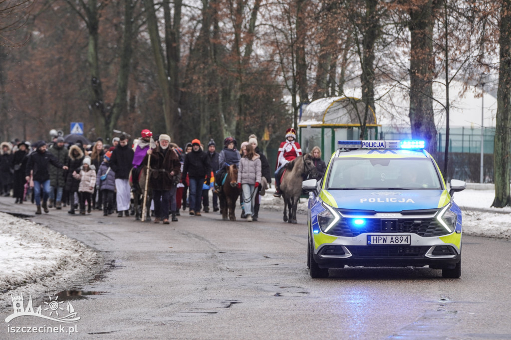 Orszak Trzech Króli przyciągnął tłumy w Szczecinku