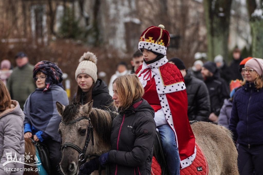 Orszak Trzech Króli przyciągnął tłumy w Szczecinku