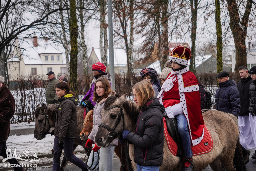 Orszak Trzech Króli przyciągnął tłumy w Szczecinku