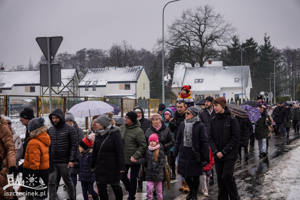 Orszak Trzech Króli przyciągnął tłumy w Szczecinku