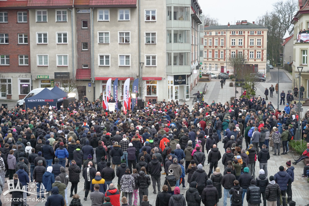 Sławomir Mentzen w Szczecinku – spotkanie na Placu Wolności przyciągnęło tłumy