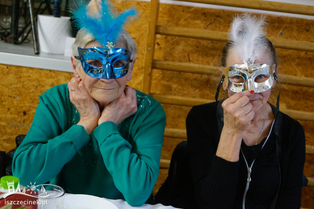 Karnawał Seniorów w Gminie Szczecinek – radość i taniec