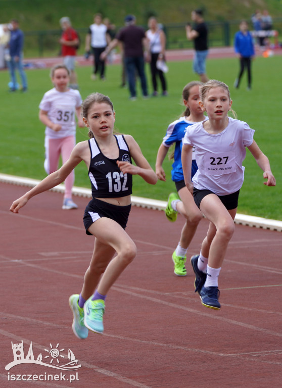 Emocje, uśmiechy i sport – zobacz zdjęcia z mistrzostw