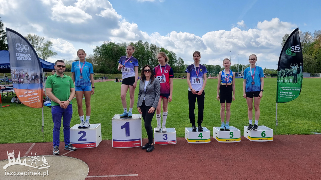 Emocje, uśmiechy i sport – zobacz zdjęcia z mistrzostw