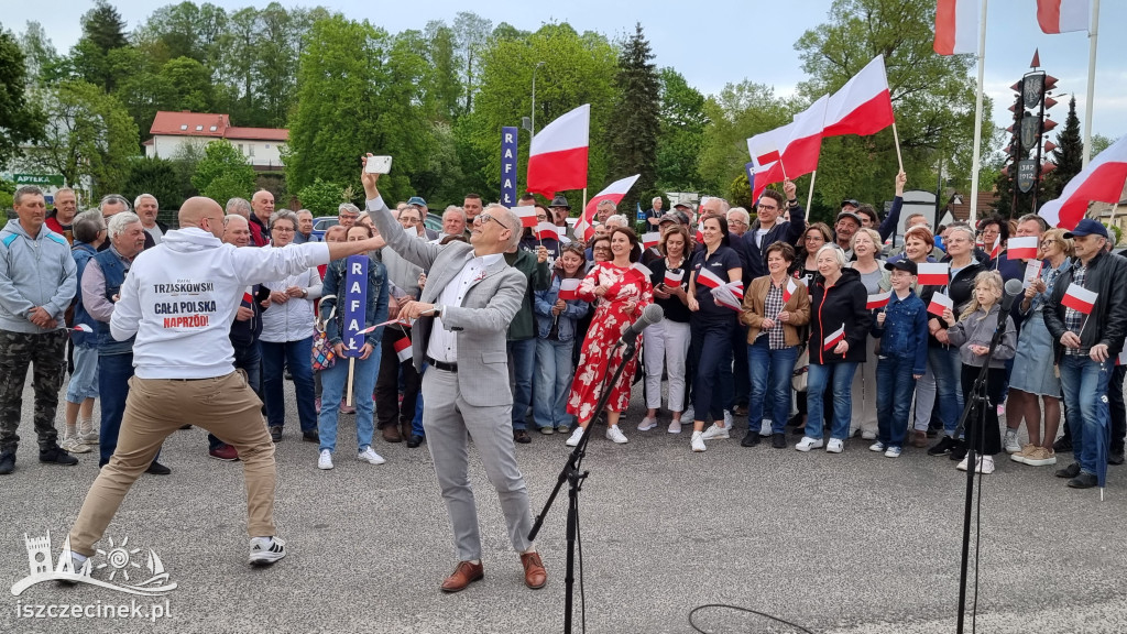 Wiec „Obywatele Naprzód” KO w Białym Borze z udziałem posłów