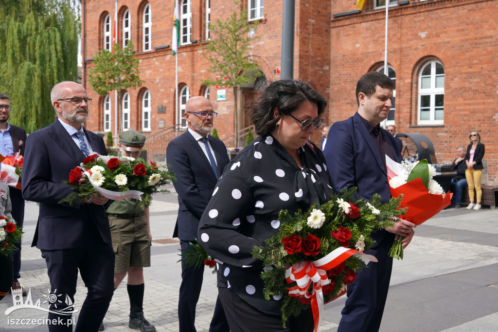 Szczecinek świętuje Konstytucję 3 Maja. Uroczystości na placu Wolności