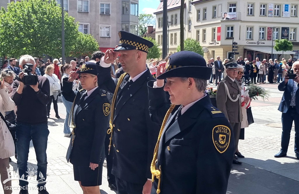 Szczecinek świętuje Konstytucję 3 Maja. Uroczystości na placu Wolności