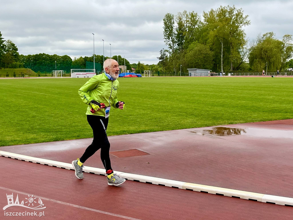 Finisze, medale i błoto – galeria z zawodów w Szczecinku