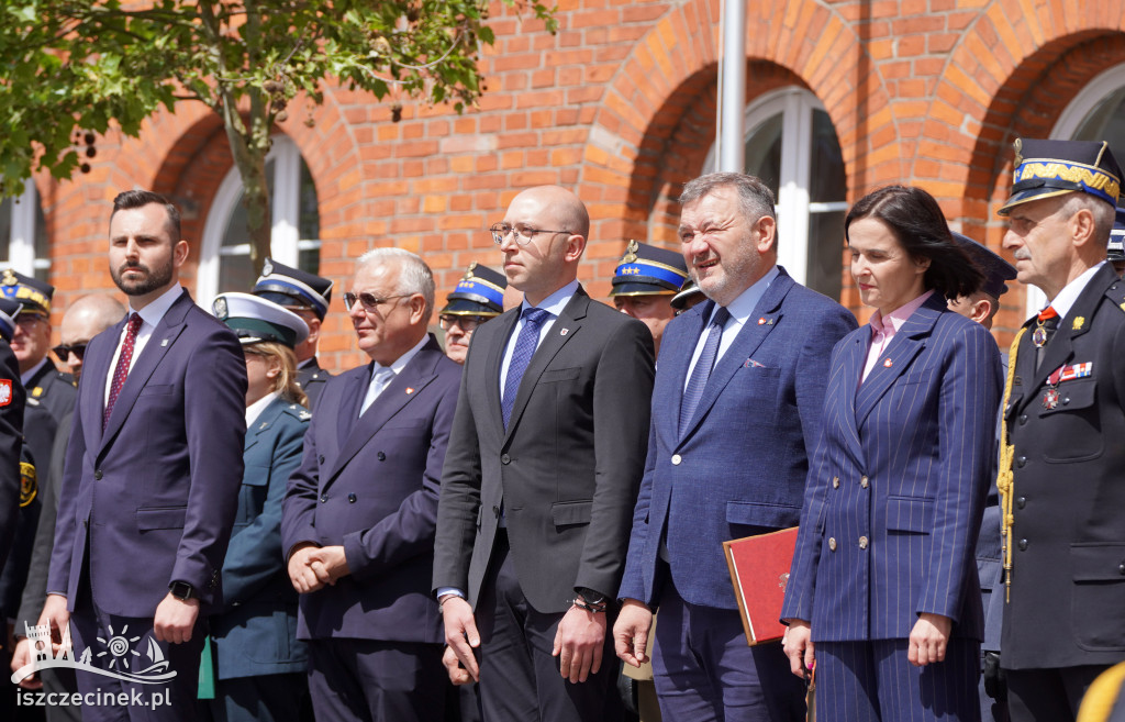 Strażacka gala na placu Wolności
