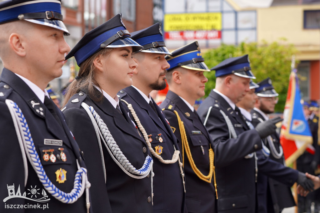 Strażacka gala na placu Wolności