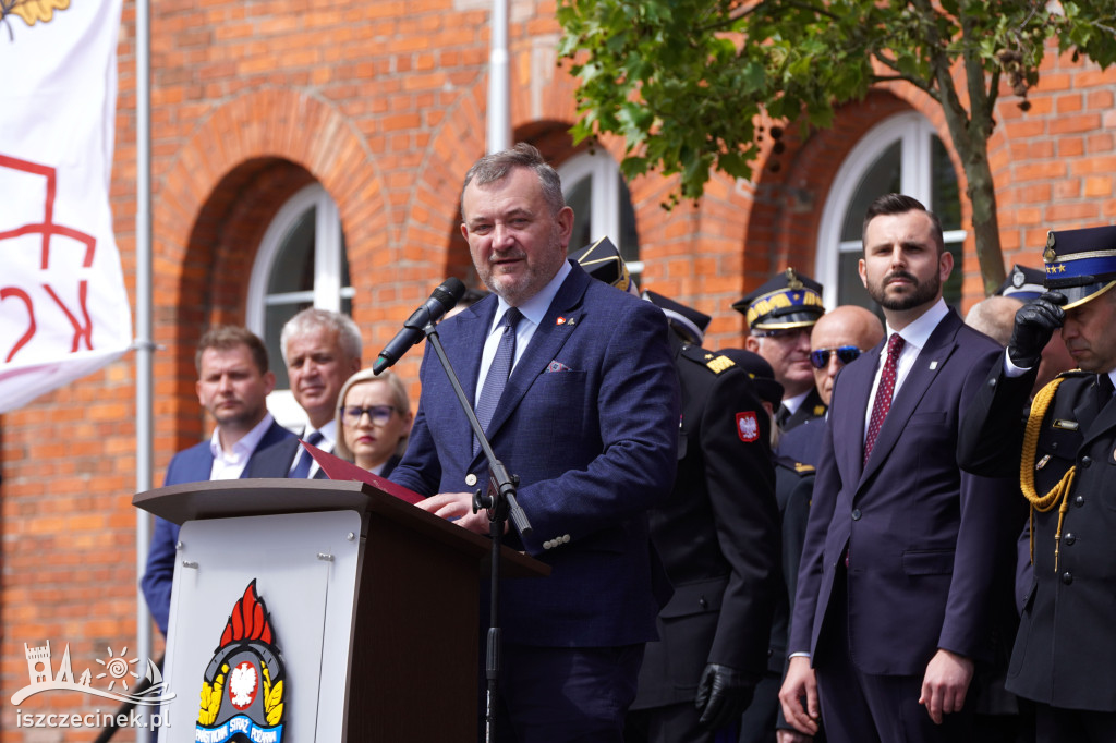 Strażacka gala na placu Wolności