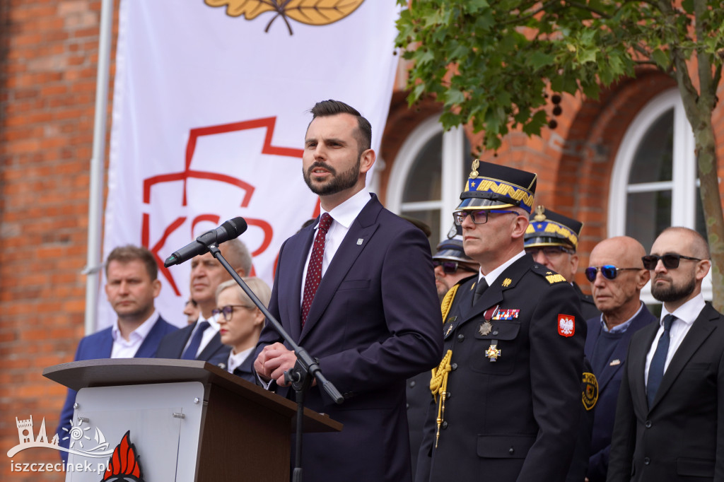 Strażacka gala na placu Wolności