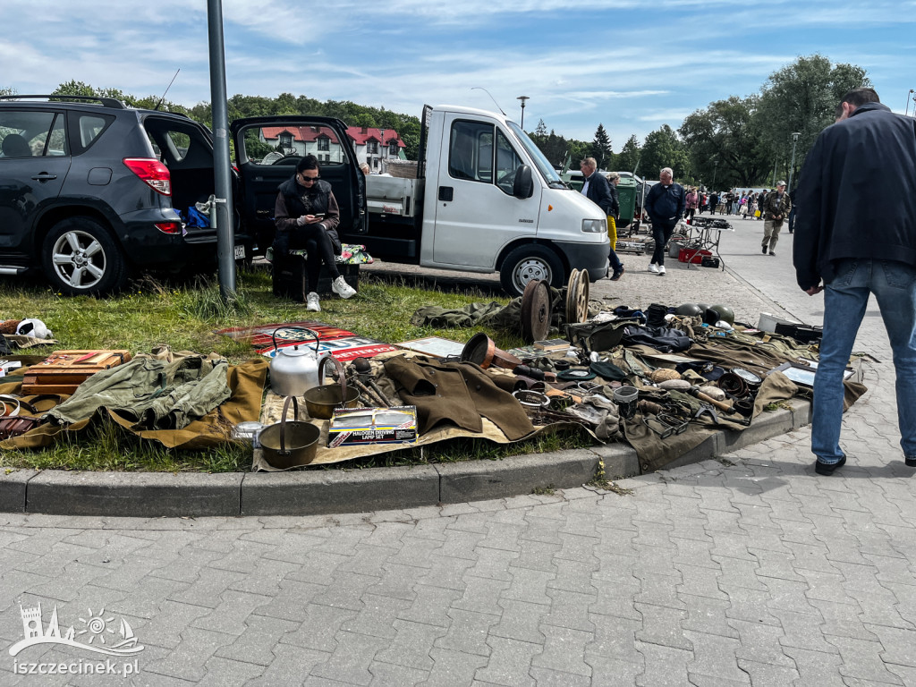 Tłumy na majowym pchlim targu w Szczecinku